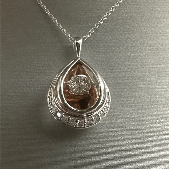 10k floating diamond necklace